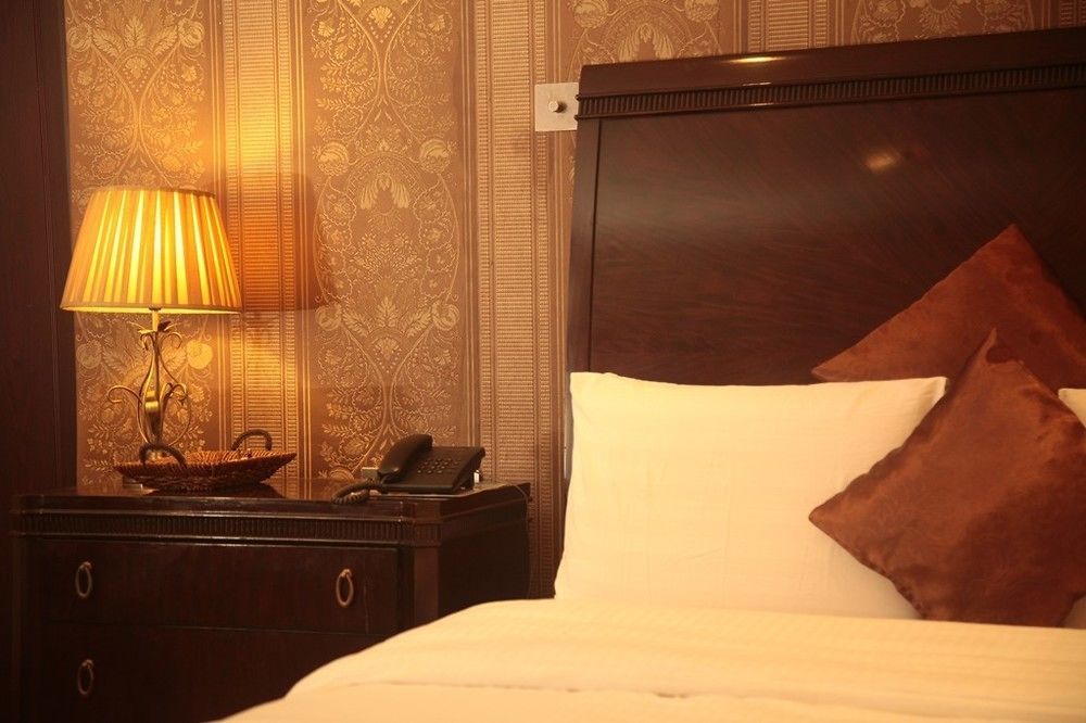 Fryburg Suites Aliayabiagba Luaran gambar