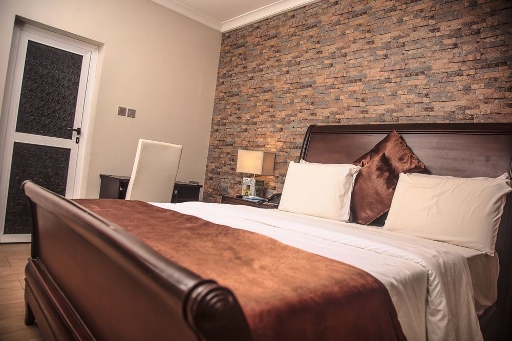 Fryburg Suites Aliayabiagba Luaran gambar