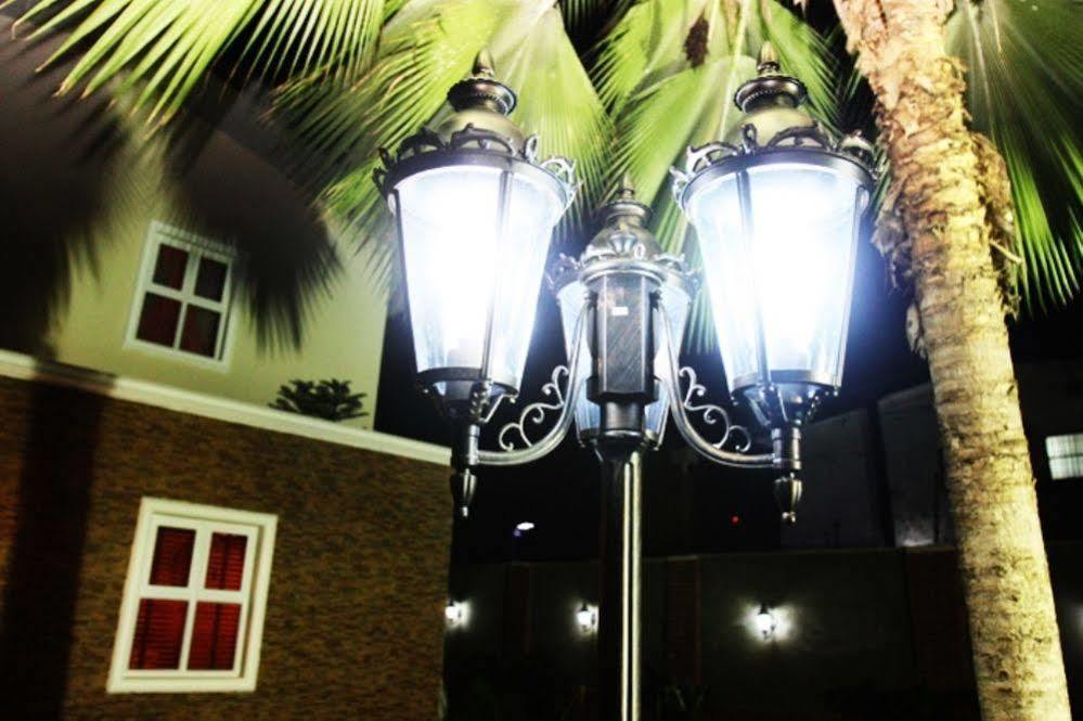 Fryburg Suites Aliayabiagba Luaran gambar
